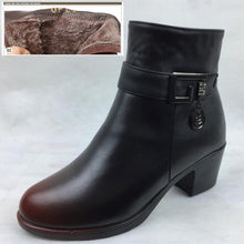 Load image into Gallery viewer, genuine leather  Women's warm booties