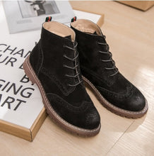 Load image into Gallery viewer, Female Martin boots 2019